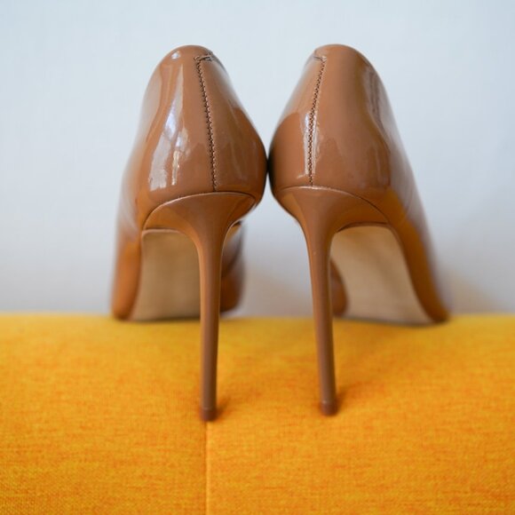 Steve Madden Patent Pump - Picture 3 of 7